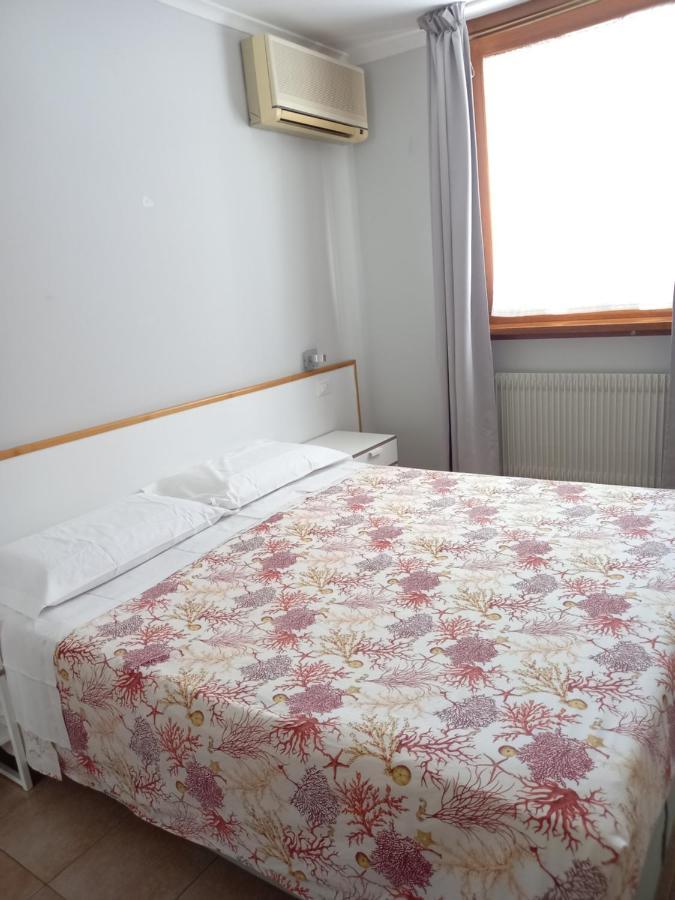 Hotel Lydia غرادو المظهر الخارجي الصورة