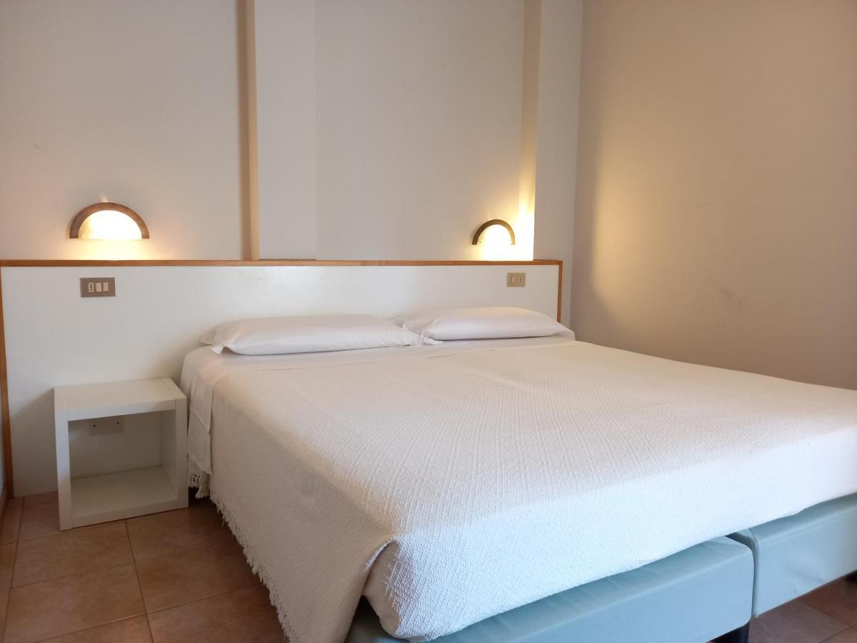 Hotel Lydia غرادو المظهر الخارجي الصورة