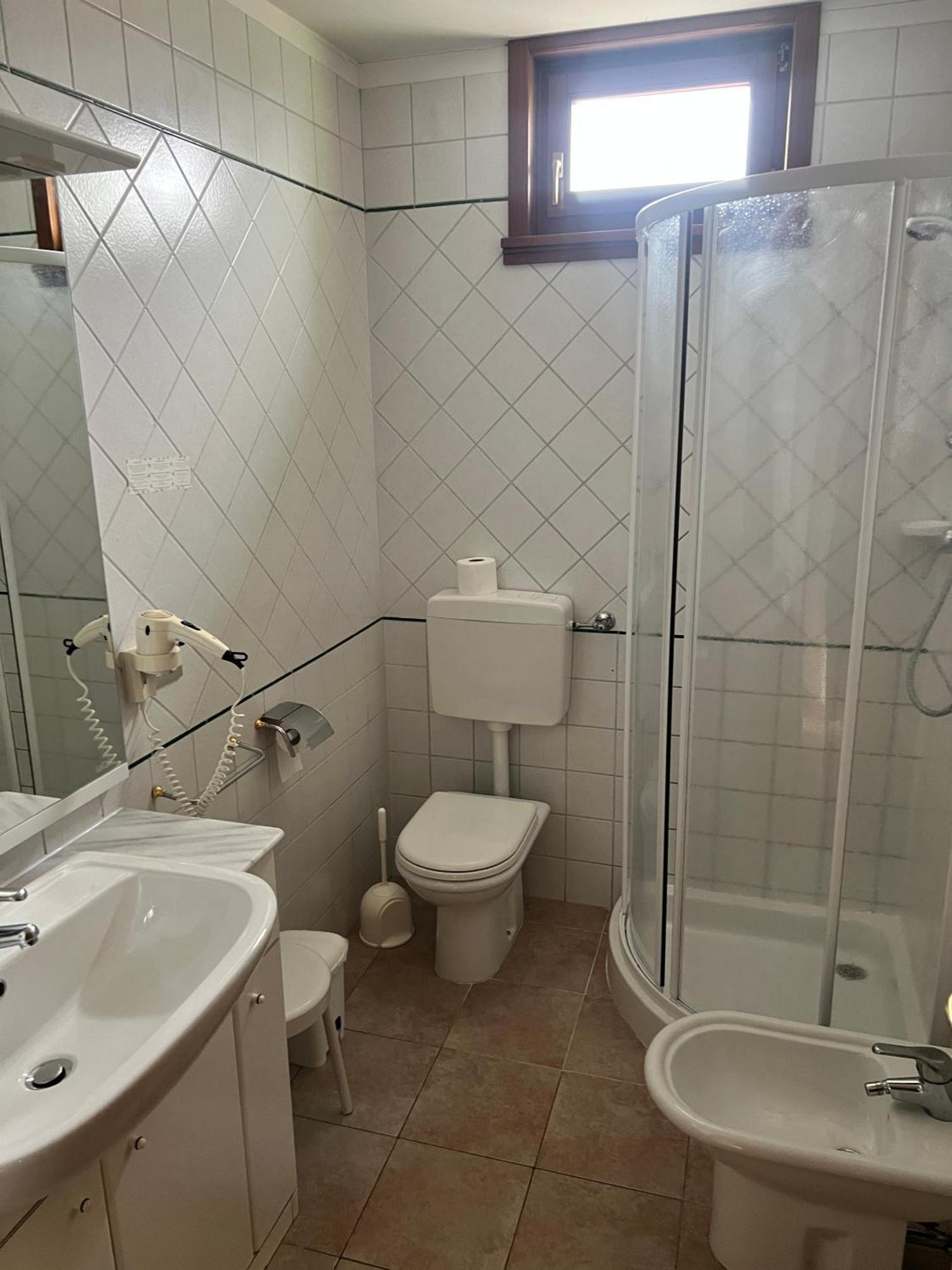 Hotel Lydia غرادو المظهر الخارجي الصورة